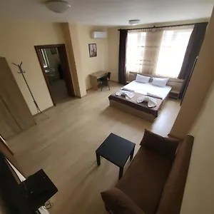 Twain Apart&rooms *** סופיה