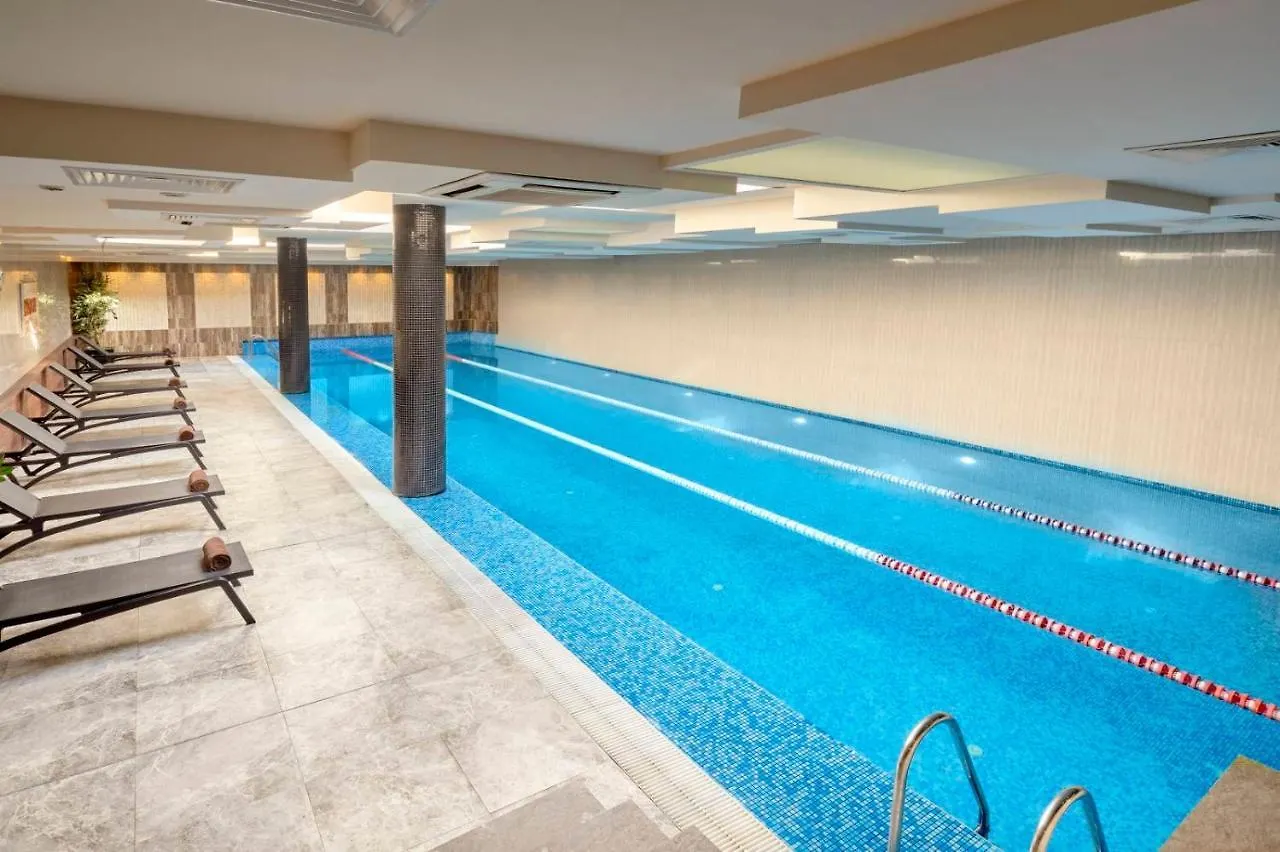 Hotel Emirates מלון דירות סופיה