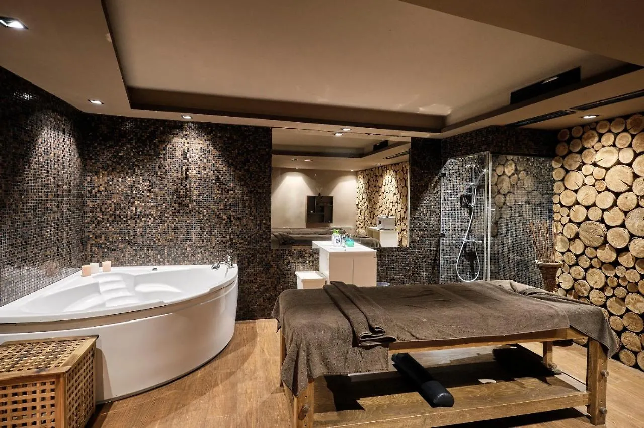 מלון דירות Hotel Emirates